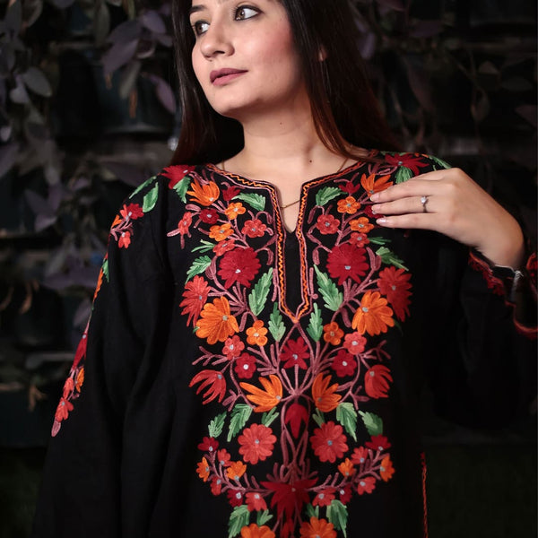 Dual Embroidered Black Aari Pheran