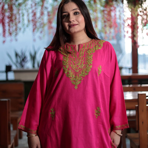 Rani Pink Aari Embroidered Kashmiri Pheran