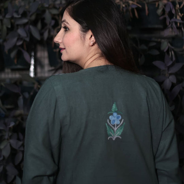 Grey & Blue Aari Embroidered Kashmiri Pheran